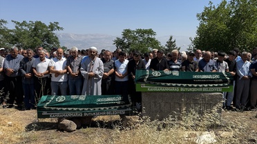 Anne ve Oğlu Kazada Hayatını Kaybetti