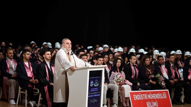 Erciyes Üniversitesi'nde Mezuniyet Töreni