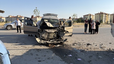 Eskişehir'de Kaza: 3 Yaralı