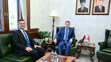 Vali Yılmaz, Ömer Süt'ü kabul etti