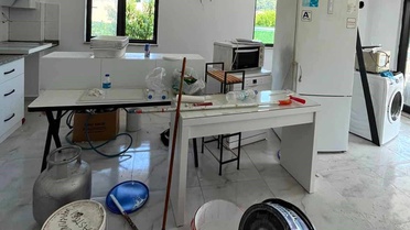 Evi yanan vatandaşa Kemer Belediyesi'nden destek