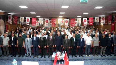 MHP Tortum İlçe Başkanlığı'nda İlhan Uzun güven tazeledi