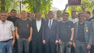 Özgür Özel'den şehit ailesi ve gazilere destek
