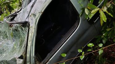 Çayeli'nde Kamyonet Devrildi: 1 Ölü, 2 Yaralı