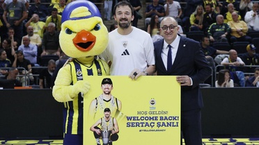 Sertaç Şanlı, Fenerbahçe'ye geri döndü