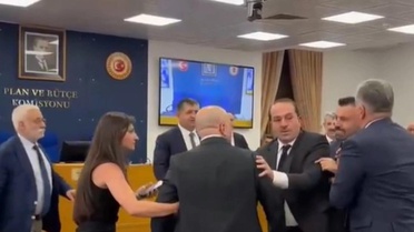 TBMM Komisyonunda tansiyon yükseldi: 'Adam olamamışsın' sözleri ortalığı karıştırdı
