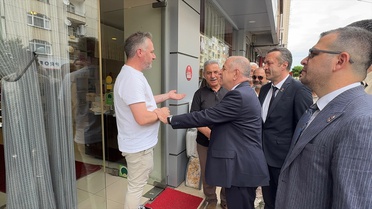 Özdağ Giresun'da Parti Binalarını Açtı