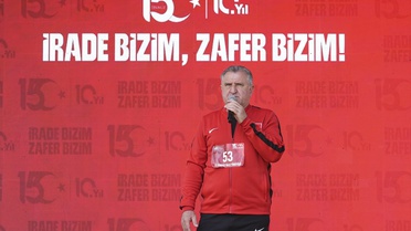 Bakan Bak'tan 15 Temmuz yürüyüşünde mesajlar
