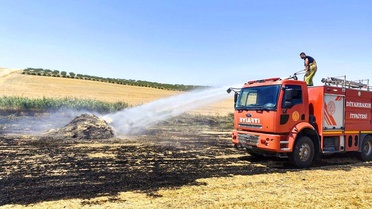 İtfaiye ekipleri 73 günde bin 804 yangına müdahale etti