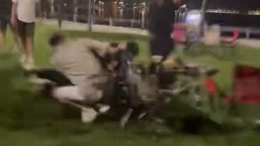 Pikniğe gidip dayak yediler: Yumruklar, sopalar havada uçuştu!