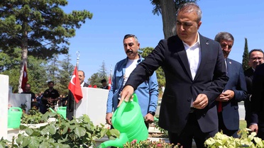 Karaman'da 15 Temmuz şehitlik ziyareti