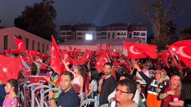 Osmaniye'de 15 Temmuz yürüyüşü: Tek yürek, tek bayrak