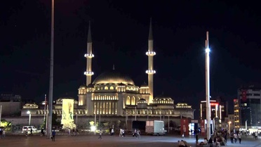 15 Temmuz'un 10. yılında camilerden sela
