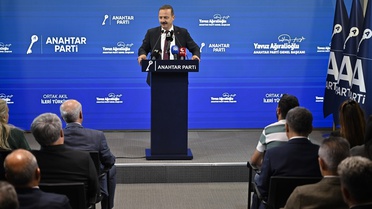 Ağıralioğlu'ndan FETÖ ve Vergi İndirimleri Açıklaması