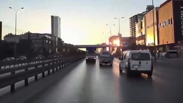 Makas Atan Kamyonet Şoförlerine Ceza