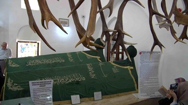 Bursa'da 649 yıllık Geyikli Baba geleneği yaşatıldı