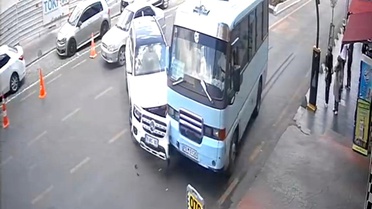 Karabük'te Kaza Anı Kamerada