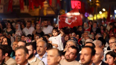 Esenler'de 15 Temmuz'un 10. yılında anma yürüyüşü