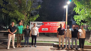 15 Temmuz Afişi İndirildi, 2 Güvenlik Görevlisi Gözaltında