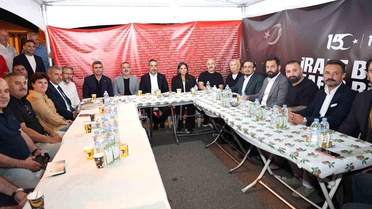 Sincan Belediye Başkanı Ercan, 15 Temmuz'un 10. yılında vatandaşlarla buluştu