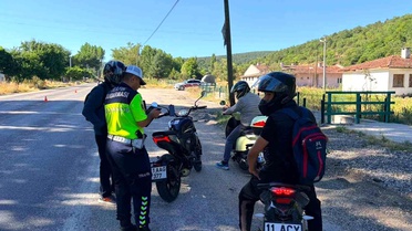 Bilecik'te Jandarma Trafik Eğitimi Verdİ