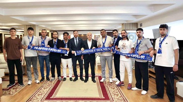 Erzurumspor taraftar gruplarından Başkan Sekmen'e ziyaret