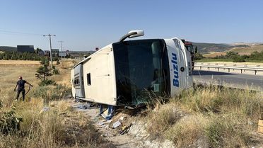 Eskişehir'de Otobüs Devrildi: 20 Yaralı