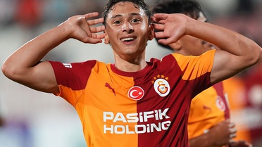 Galatasaray geriye düştüğü maçta farka koştu
