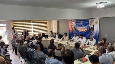 AK Parti Oltu'da Danışma Toplantısı Düzenlendi