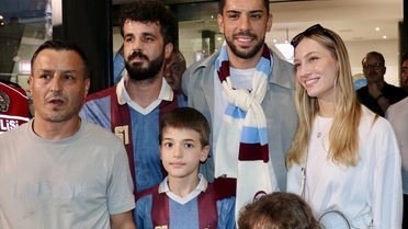 Cenk Özkacar Trabzonspor'a Geldi