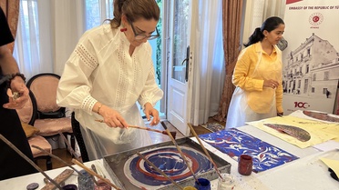 Ebru Sanatı Yunanistan'da Tanıtıldı