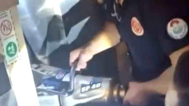 Yalova'da Asansörde Mahsur Kalan 9 Kişi Kurtarıldı