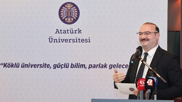 Atatürk Üniversitesi'nde İlaç Ham Maddesi Üretimi Devam Ediyor
