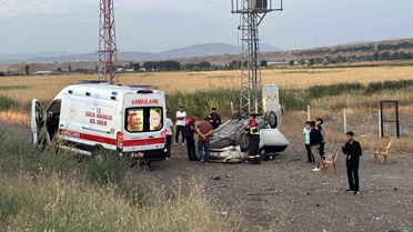 Bingöl'de Takla Atan Araçta 3 Yaralı