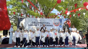 İlçedeki çocuklar toplu sünnet oldu, düzenlenen şenlikte doyasıya eğlendi