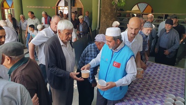 Kadirli'de Aşure İkramı