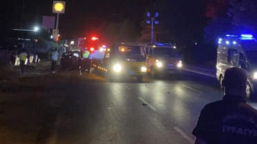 Makas attığı öne sürülen sürücü kazaya neden oldu; 4 çocuk annesi öldü, eşi ağır yaralandı