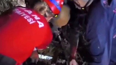 Ormanlık alanda mahsur kalan kişi ekiplerin çalışmasıyla kurtarıldı