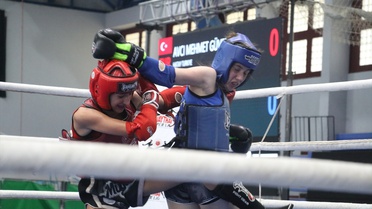 Adana'da Muaythai Şampiyonası Ödül Töreni