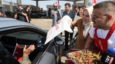 Bakan Göktaş, Kapıkule'de gurbetçileri karşıladı