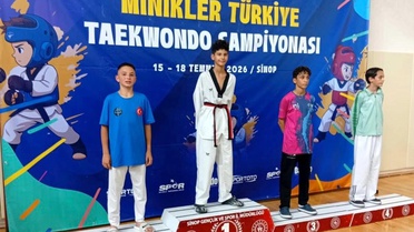 Kayseri'den Tekvando Şampiyonasında İki Madalya!