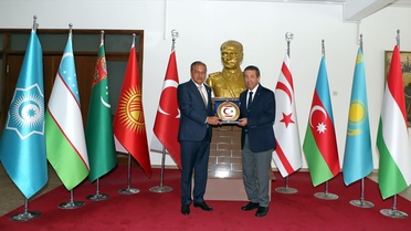 KKTC Dışişleri Bakanı Feyziyev'i Kabul Etti