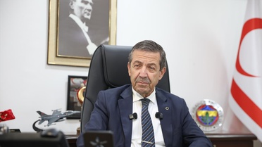 KKTC Bakanı: Kıbrıs’ta eşit statü olmadan çözüm olmaz