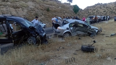 Midyat'ta Kaza: 8 Yaralı