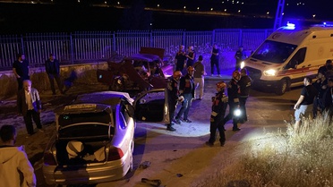 Sivas'ta Trafik Kazası: 1 Ölü, 5 Yaralı