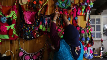 89 Yaşında Örgü ile Hayatına Renk Katıyor