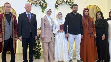 Aile ve Sosyal Hizmetler Bakanı Göktaş, evlilik kredisi desteğinden faydalanan çiftin nikah şahidi oldu