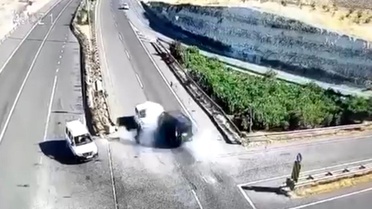 Birecik'te Feci Kaza: 3 Ölü, 8 Yaralı