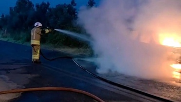 Hatay'da Otomobil Alev Alev Yandı