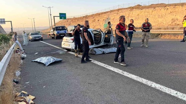 Halfeti'de Trafik Kazası: 3 Ölü